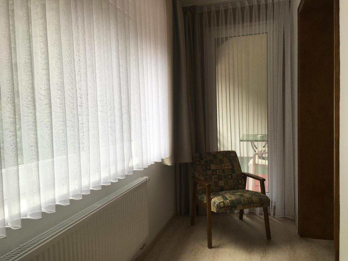 Hotel-Pension Zum Paradies Willingen  Eksteriør billede
